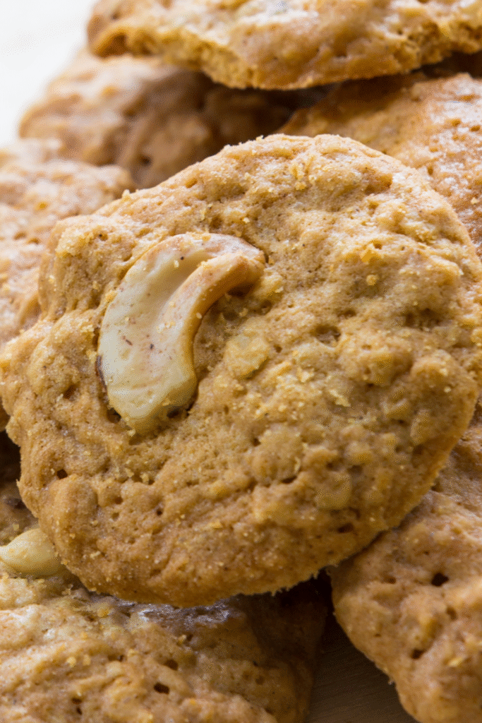 Salted Cashew Crunch Cookies Recipe