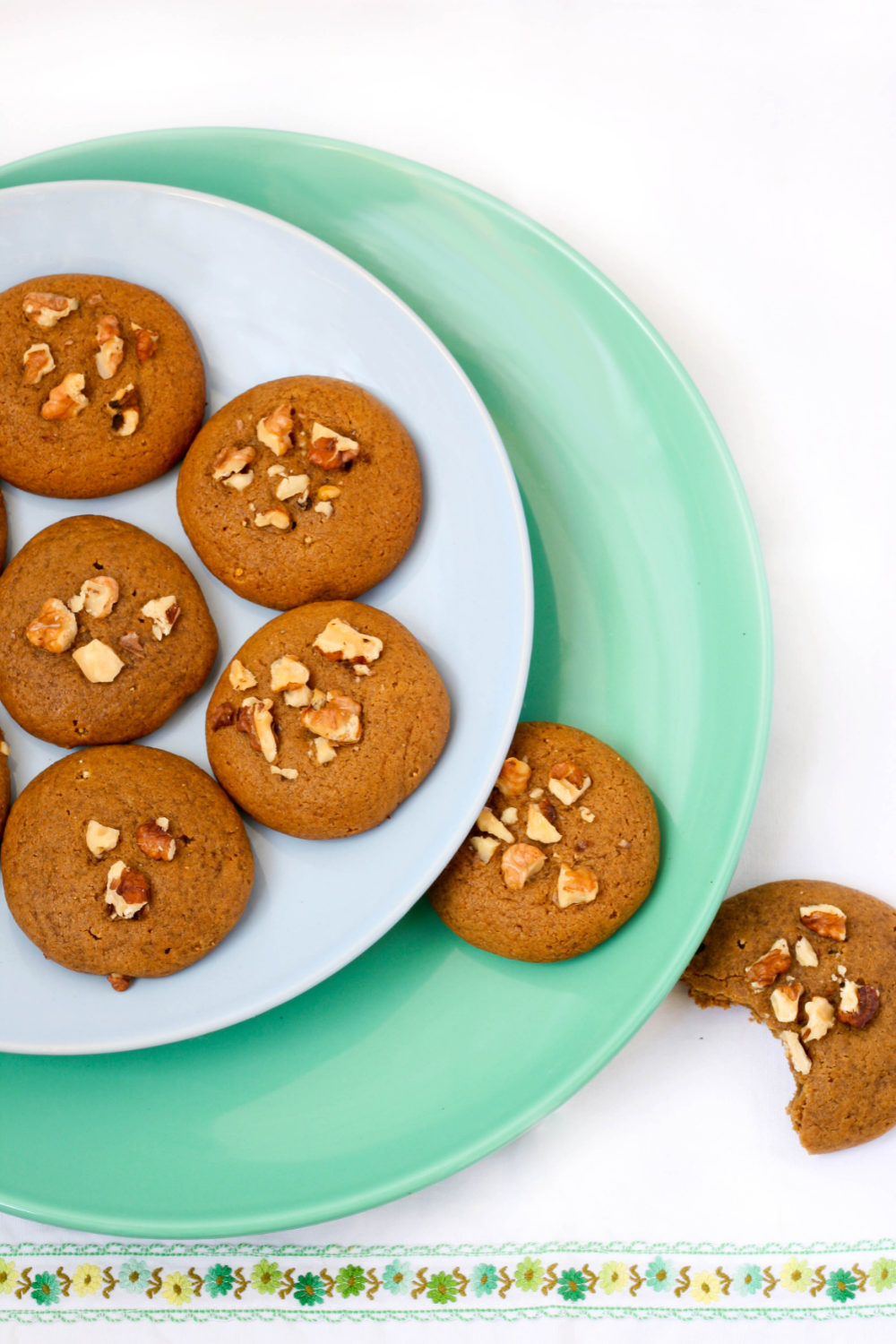 Spiced Treacle Cookies Recipe